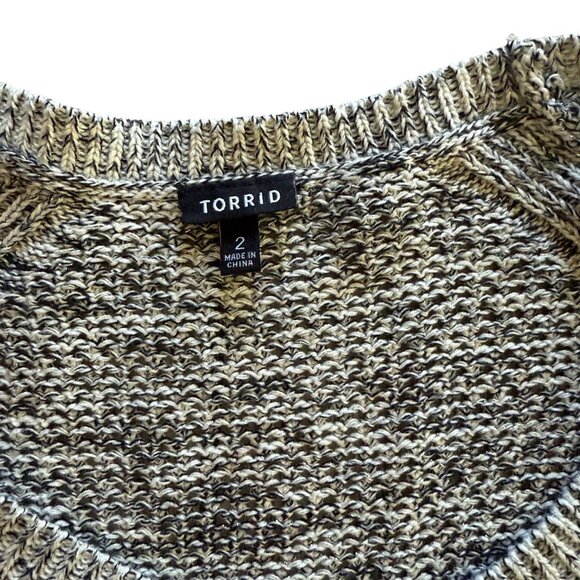 Torrid Womens Metallic Knit High-Low Sweater Size 2 2X Black/White Blend - Picture 2 of 7